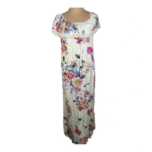 Altar’d State Floral Off Shoulder Maxi Dress‎ - Picture 6 of 11